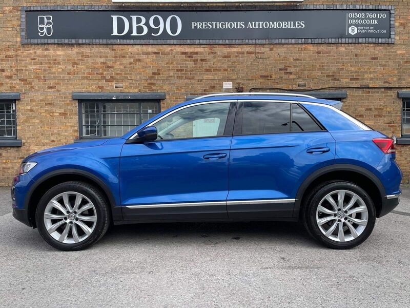 VOLKSWAGEN T-ROC