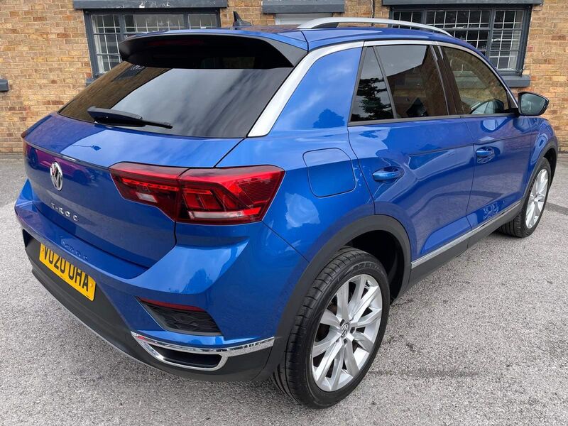 VOLKSWAGEN T-ROC