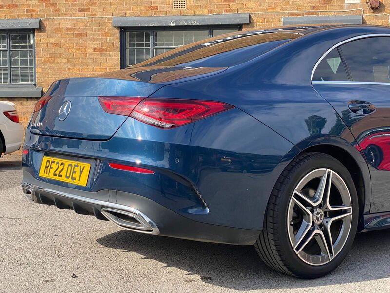 MERCEDES-BENZ CLA