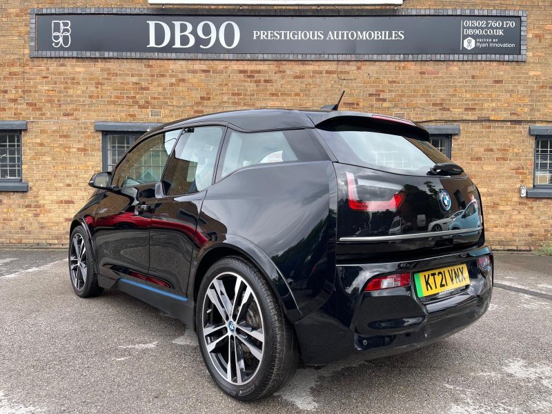 BMW I3