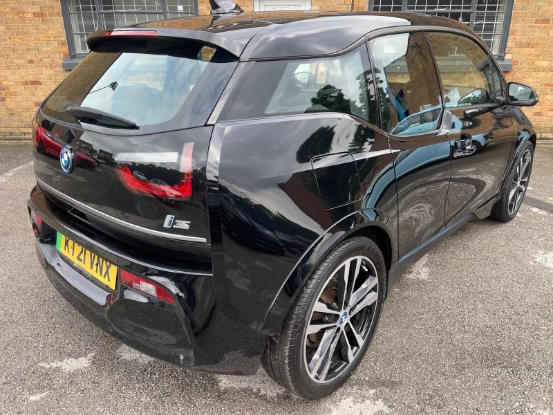 BMW I3
