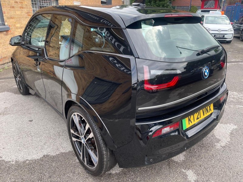 BMW I3