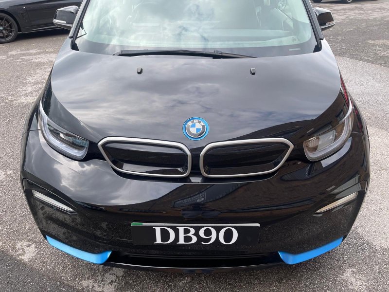BMW I3