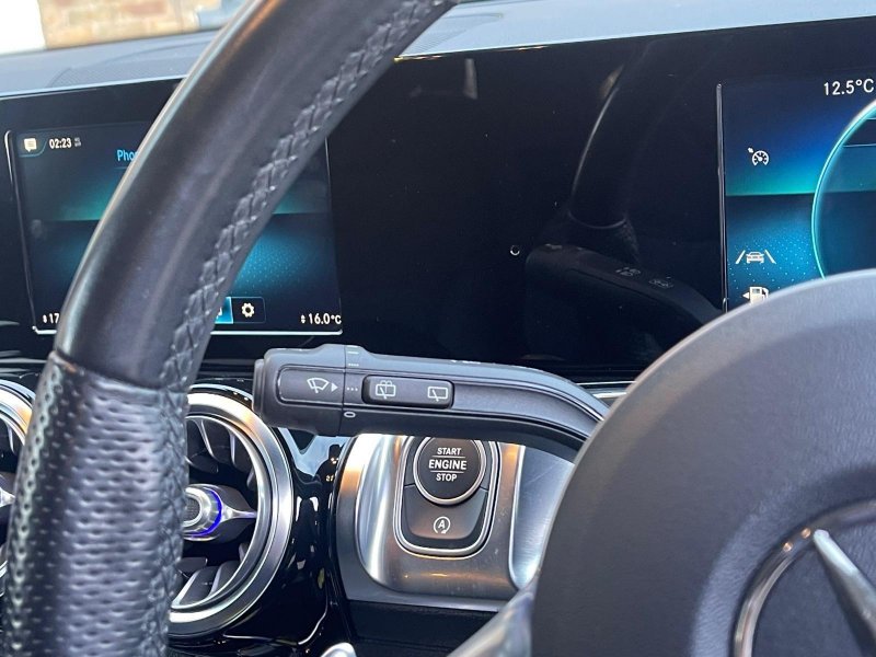 MERCEDES-BENZ GLB CLASS