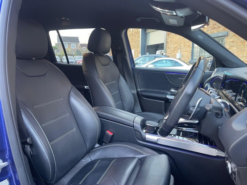 MERCEDES-BENZ GLB CLASS