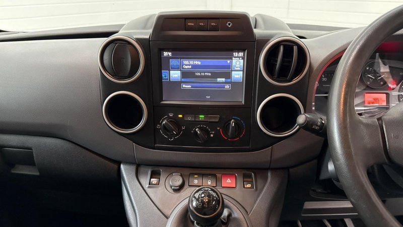 PEUGEOT PARTNER