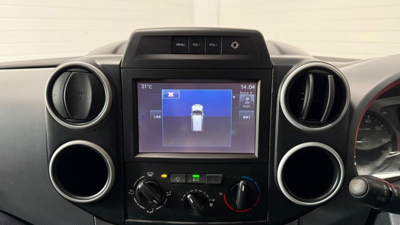 PEUGEOT PARTNER