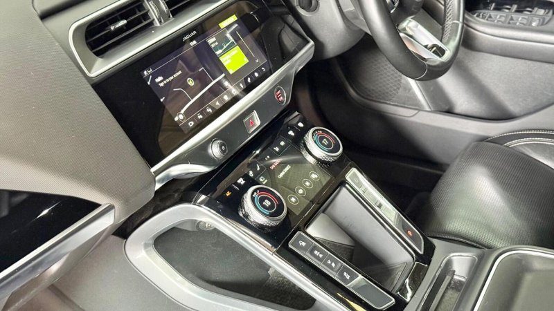 JAGUAR I-Pace