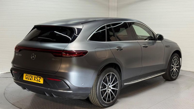 MERCEDES-BENZ EQC