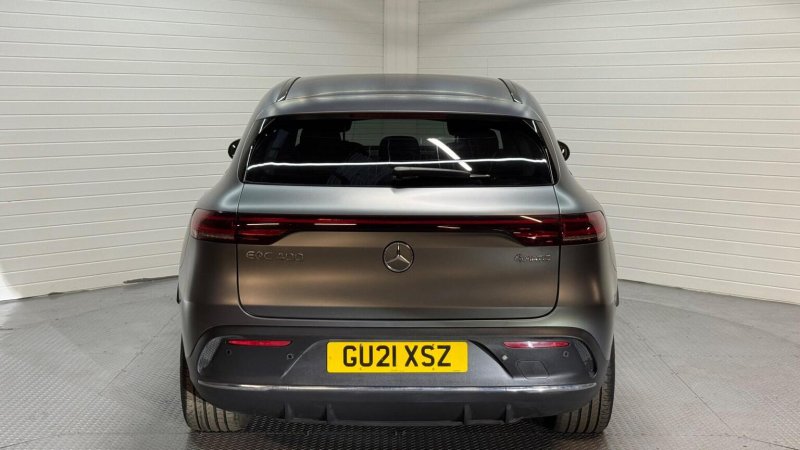 MERCEDES-BENZ EQC