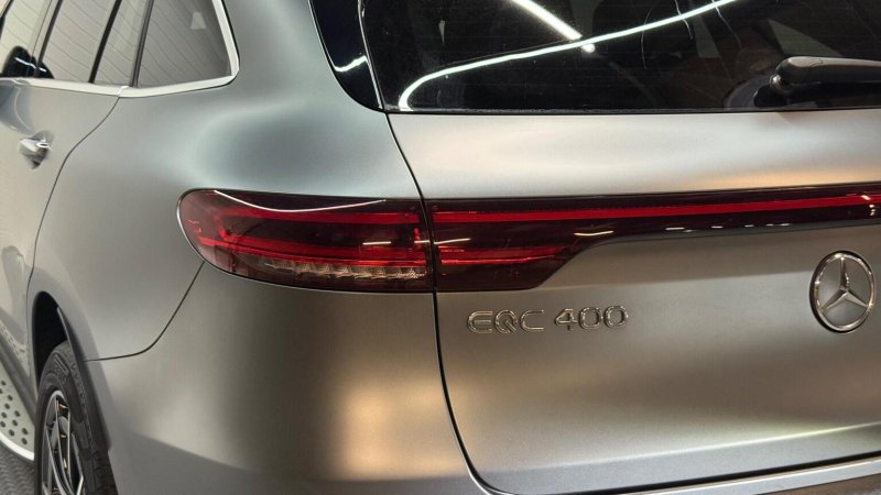MERCEDES-BENZ EQC
