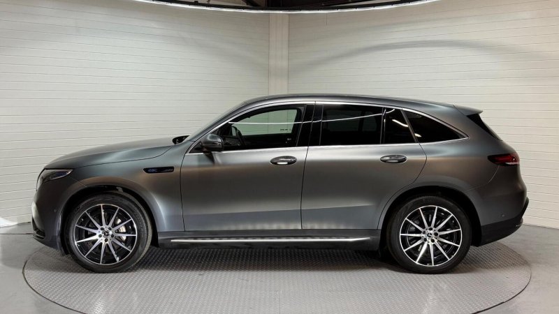 MERCEDES-BENZ EQC