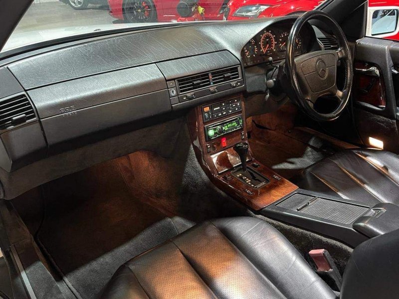 MERCEDES-BENZ SL